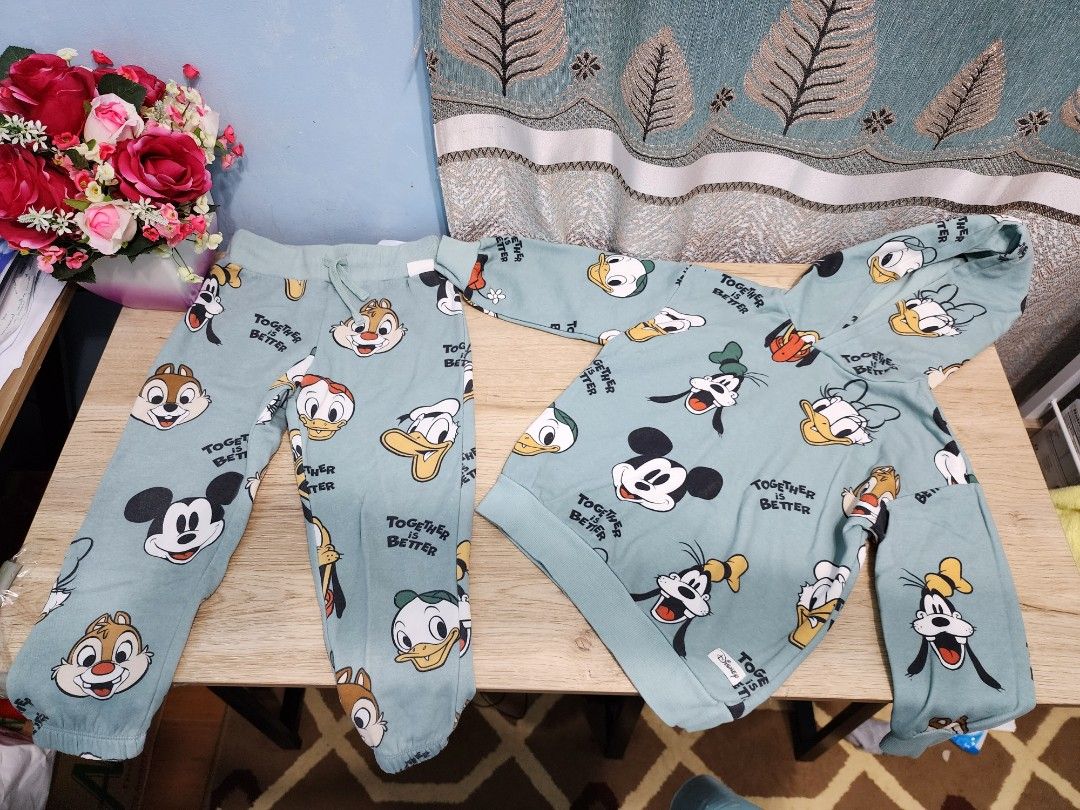 H&M Original Pajama Set (Category: Babies & Kids Fashion) located in Manila. Submitted by apbestbuysph (Listing ID 1236867480, Image 1). Description: Original Disney H&M US 5T/6 Disney sweatshirt and pajama Slightly used.
