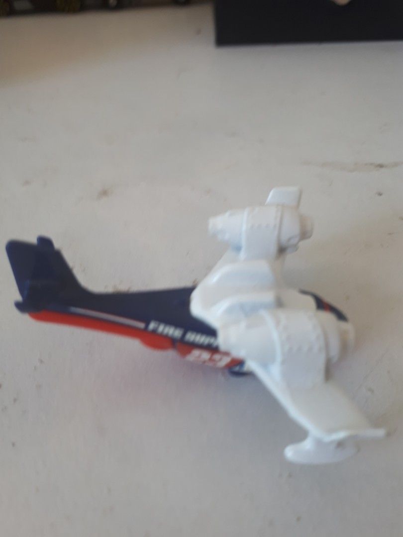 Hotwheels plane, Hobbies & Toys, Toys & Games on Carousell