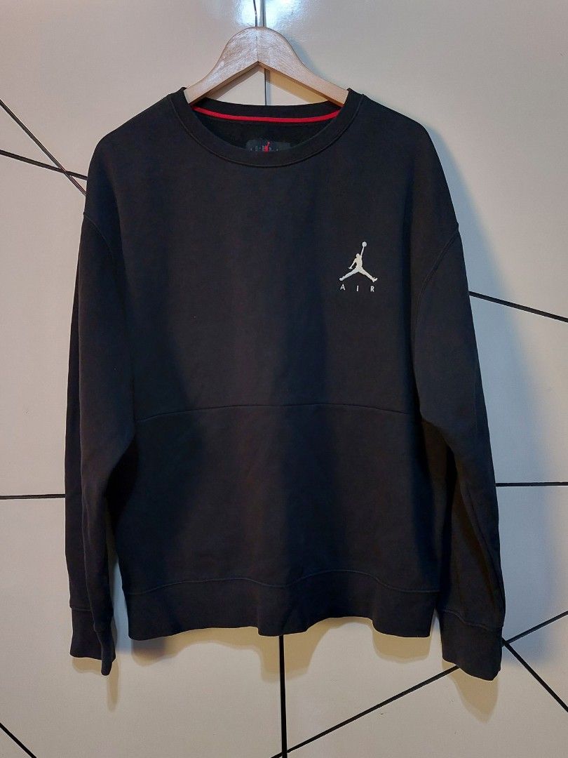 nike air jordan crewneck