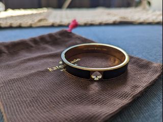 Kate spade black gold bangle bracelet everyday wear perfect condition