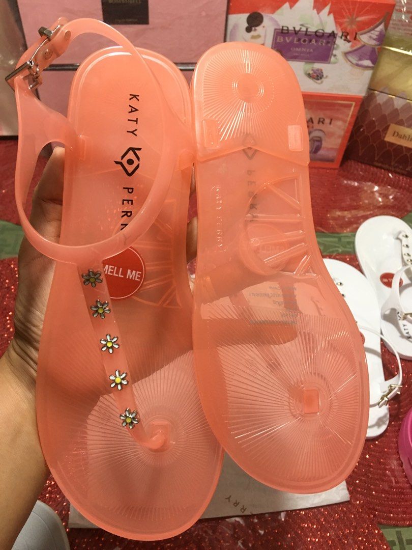 KATY PERRY JELLY SANDALS SIZE9 Women s Fashion Footwear Flats