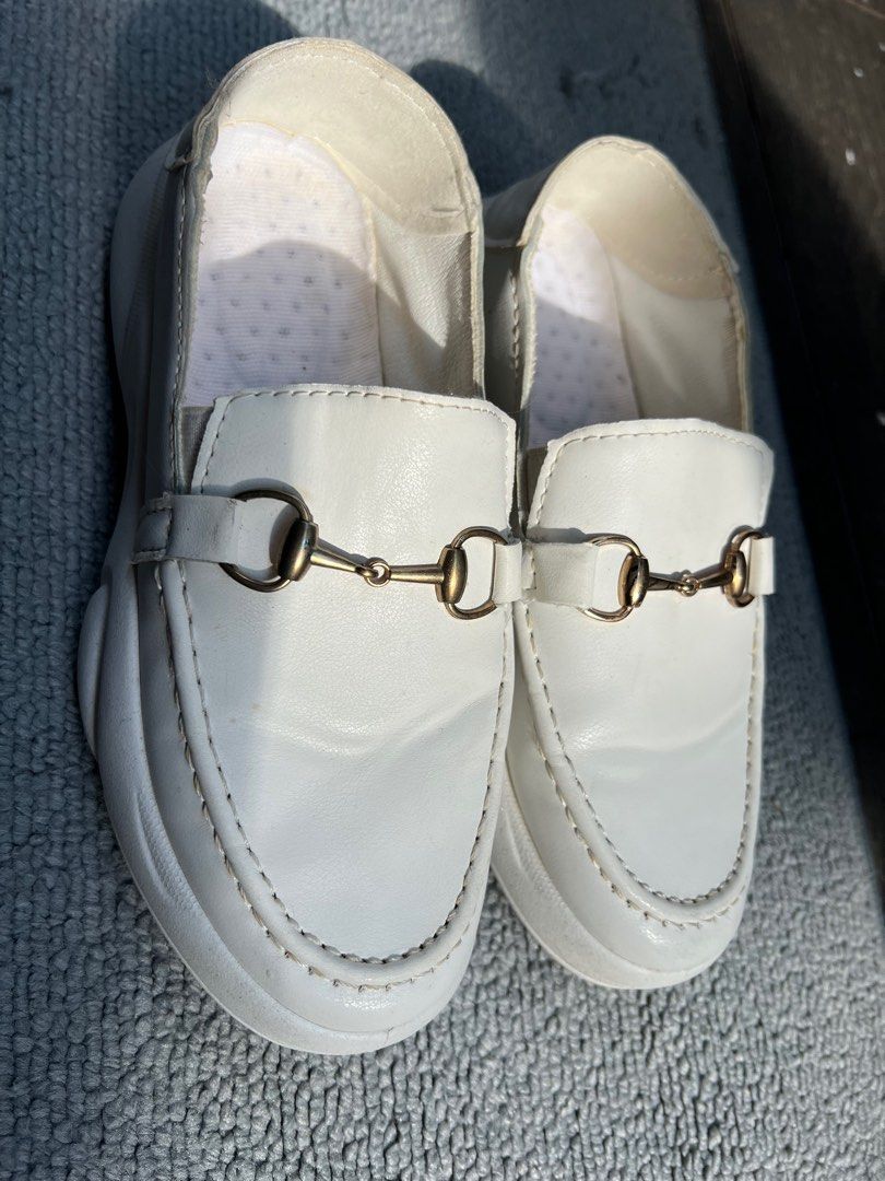 woman lady size 35 slip-ons loafers White shoes, Men's Fashion, Footwear,  Casual shoes on Carousell