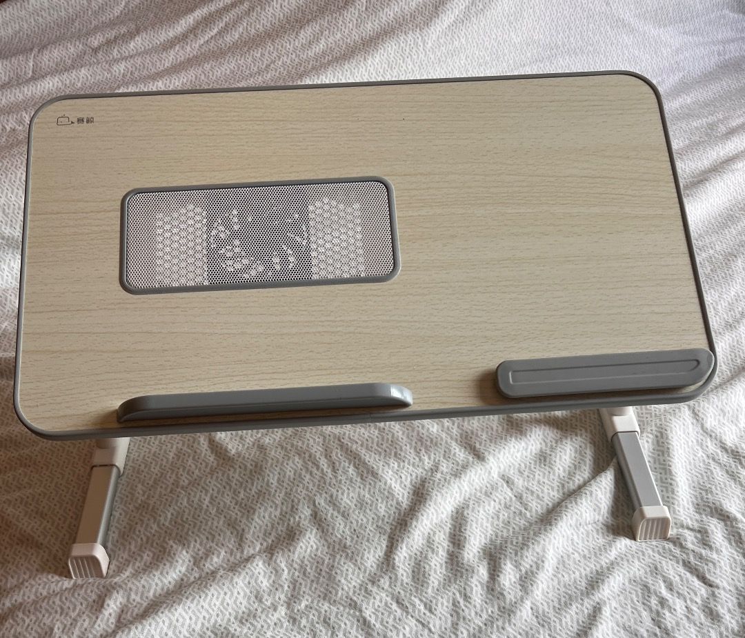 Aluratek adjustable laptop table with cooling fan store
