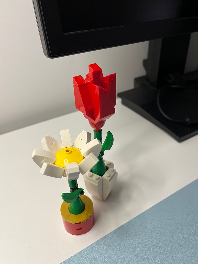 Lego daisy 2025