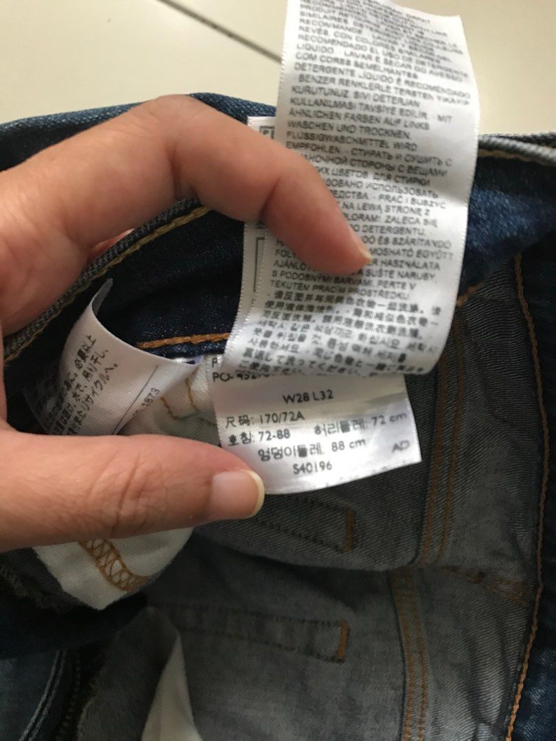 Levis man (Category: Jeans) located in Skudai. Submitted by eiraa_88 (Listing ID 1236782913, Image 3). Description: Bought at levis JPO 3pcs for RM600 Price is for 1pcs Never altered Levis, jeans, pant.