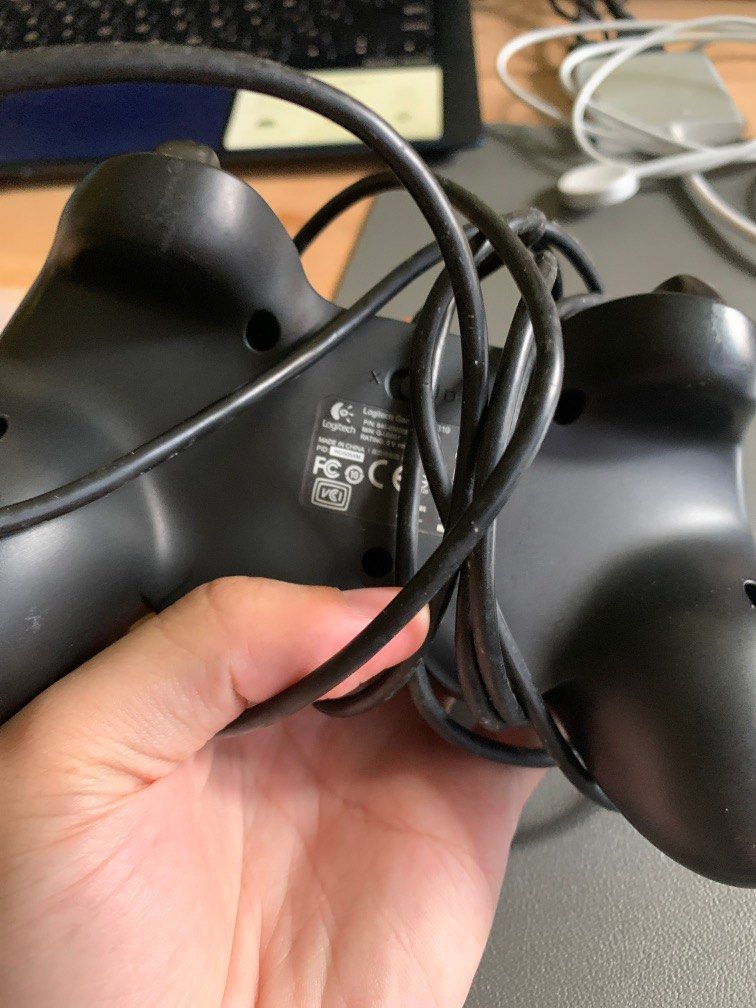 Logitech Controller (Category: In-Game Products) located in Singapore. Submitted by jayedits (Listing ID 1236855283, Image 2). Description: Still in good quality .