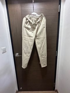 (Category: ) located in . Submitted by takeovercloset (Listing ID 1236782097, Image 1). Description: .