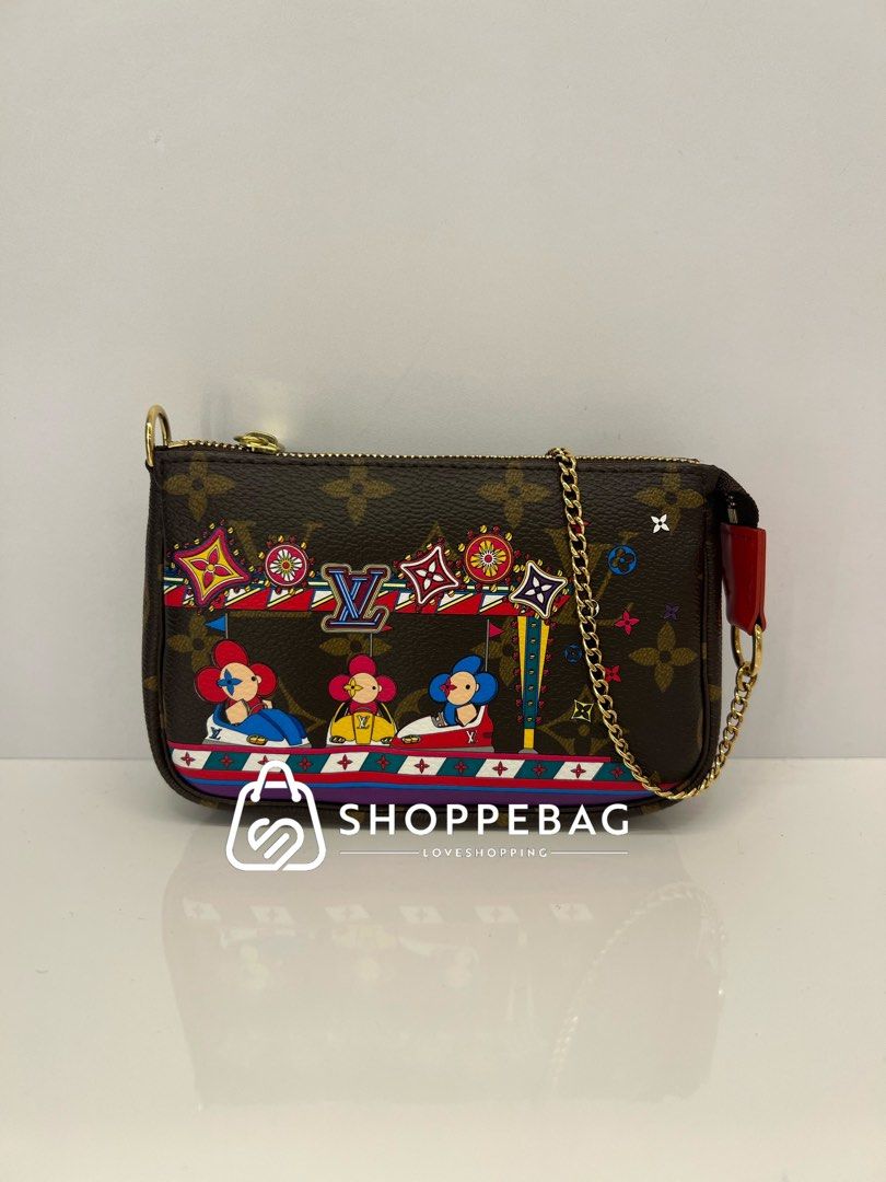 Latest yr 2022 Louis Vuitton paper bag, Luxury, Accessories on Carousell