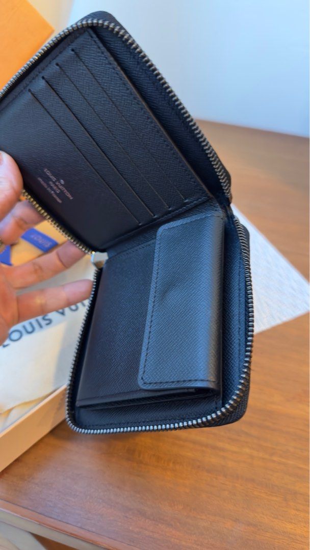 Shop Louis Vuitton Monogram Canvas Street Style Plain Leather Folding Wallet  (PORTEFEUILLE MULTIPLE, M81750) by Mikrie