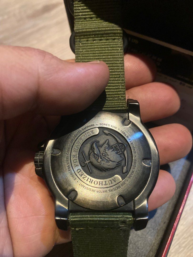 Luminox 4221 review best sale