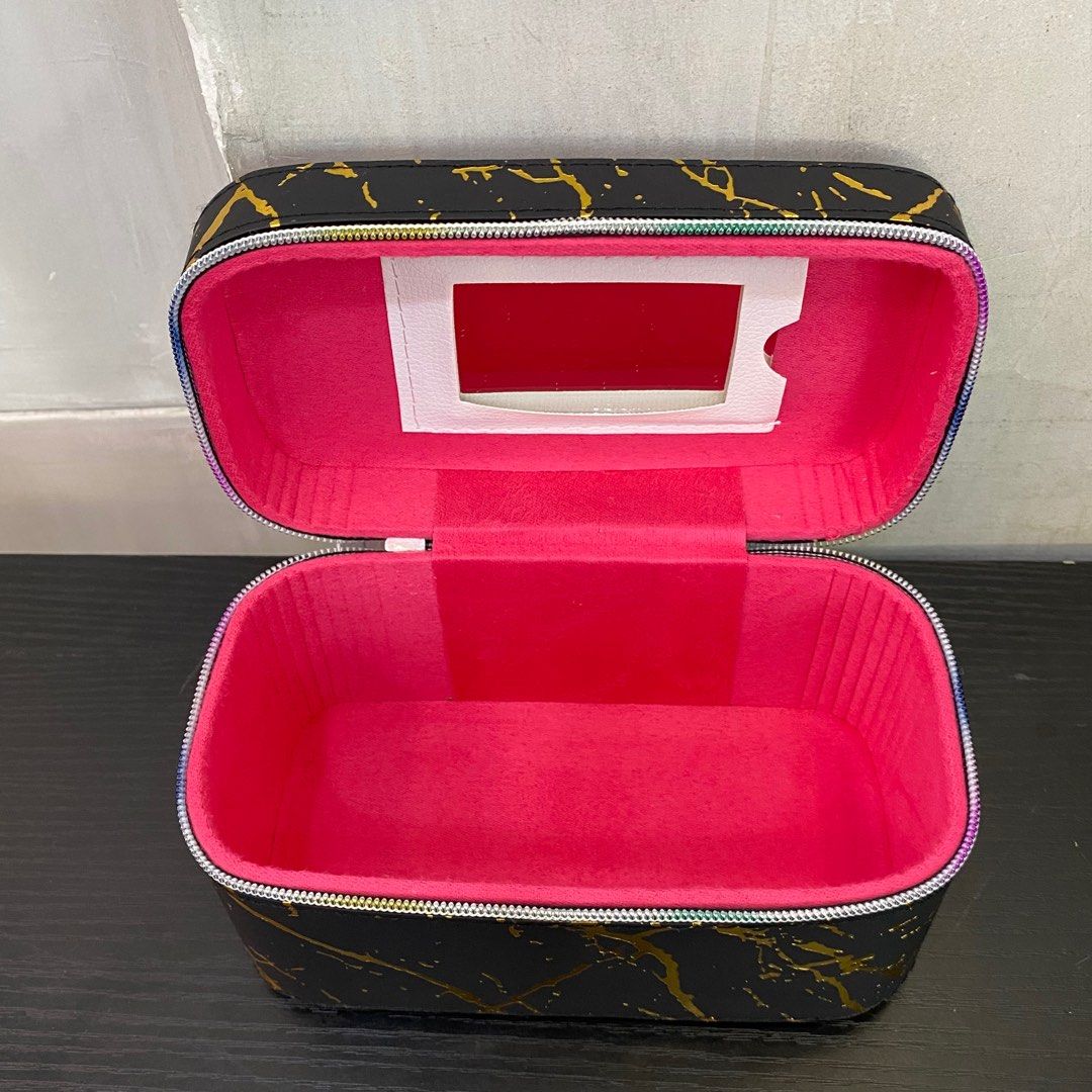 Make Up Box (Marble Black) Small 25230673 (Category: Makeup) located in Paranaque City. Submitted by gladkingphilippines (Listing ID 1236910118, Image 3). Description: .