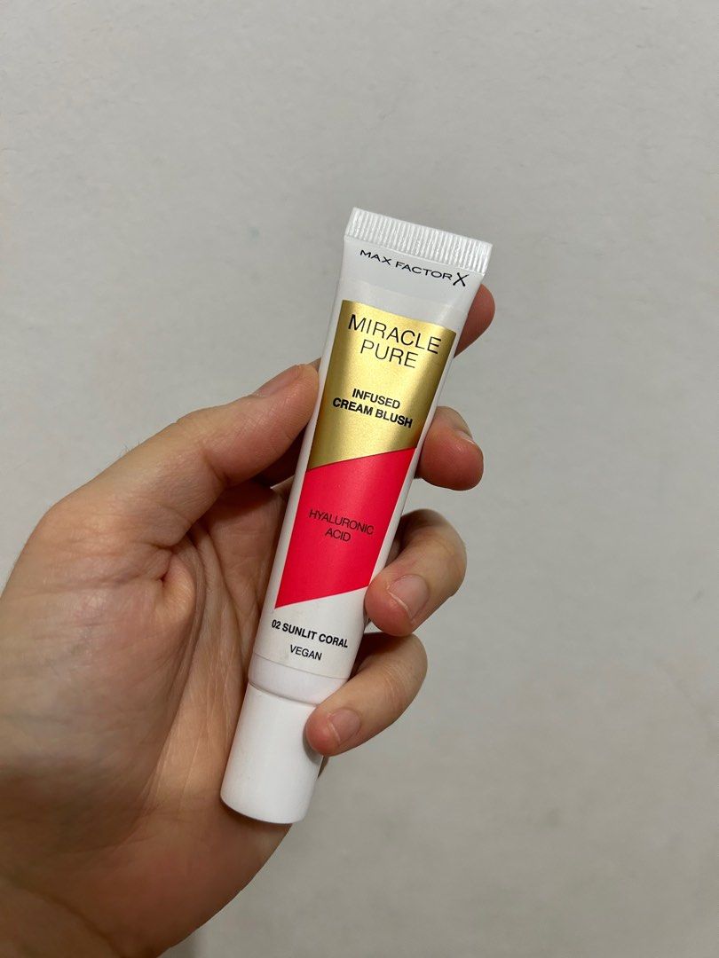 Max Factor Miracle Pure Cream Blush (Category: Makeup) located in Muntinlupa City. Submitted by reakimm (Listing ID 1236930197, Image 1). Description: Used 1-2x Orig price: 595 Mop: Gcash/AUB Shipping via MCFA.