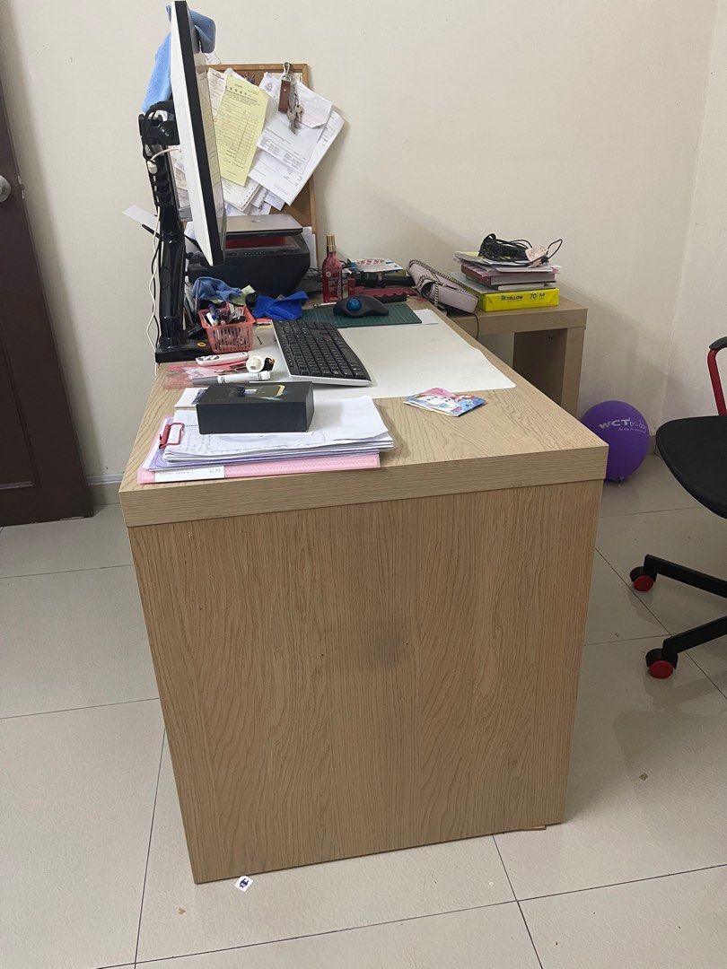 Meja office Malm dgn pull out panel, Furniture & Home Living, Furniture ...