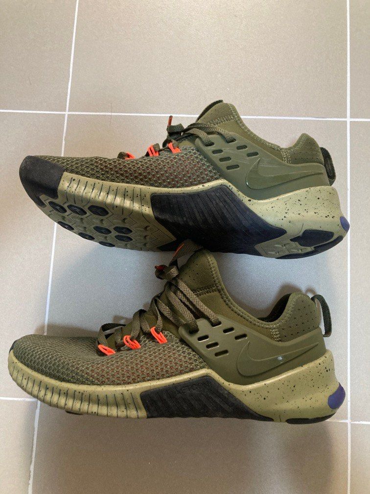 Nike free metcon olive on sale