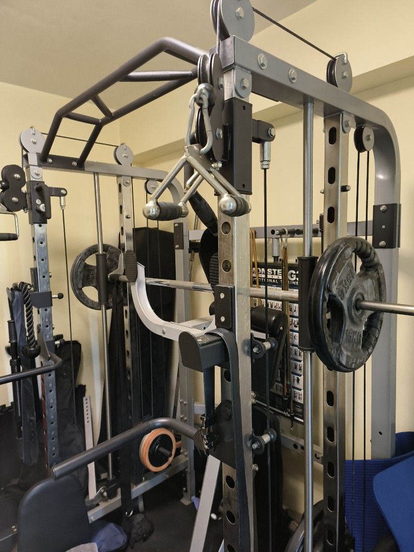 Gold's gym platinum smith machine top