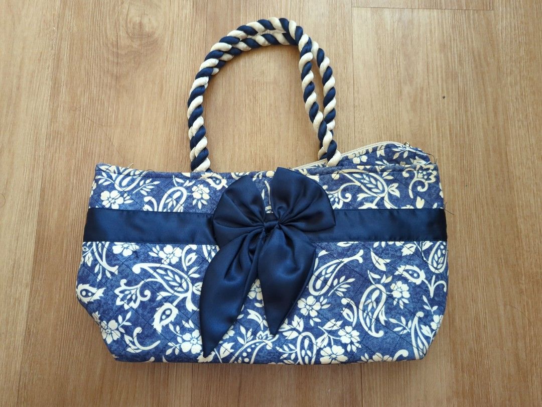 White floral handbag online