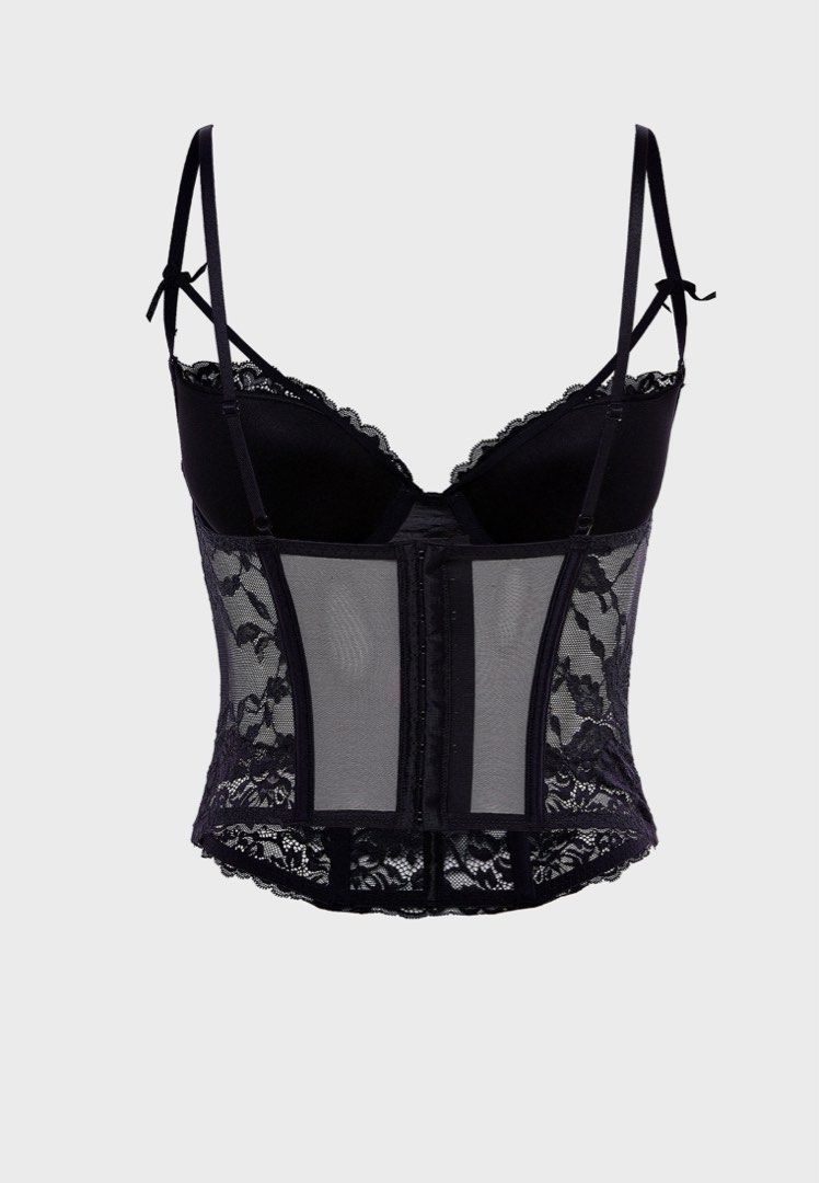 https://media.karousell.com/media/photos/products/2023/6/11/new_la_senza_bra_corset_lace_s_1686465073_b960ff4c_progressive.jpg