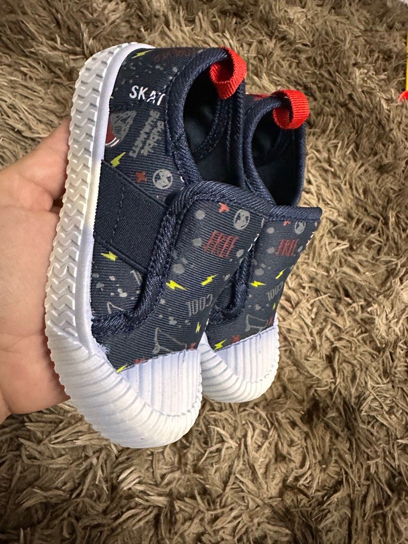 Scarpe skechers store bata