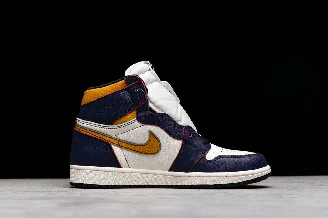 nike sb lakers to chicago