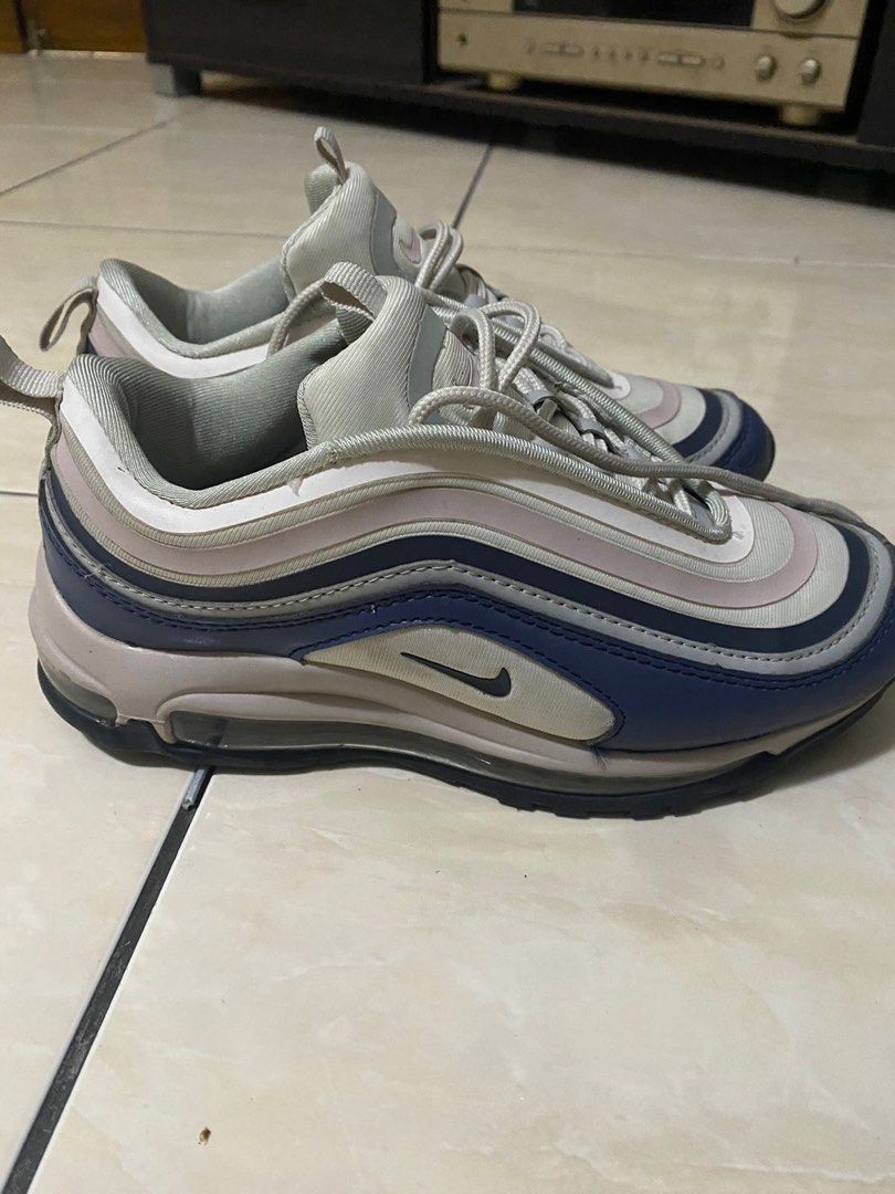 NIKE AIR MAX 97 size 37