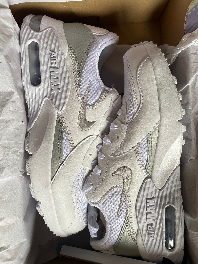 White nike air max cheap size 7