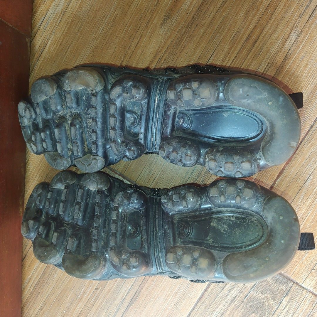 Nike Air Vapormax Run Utility Olive Black Reflective Silver ( AQ8810-201 ),  Fesyen Pria, Sepatu , Sneakers di Carousell