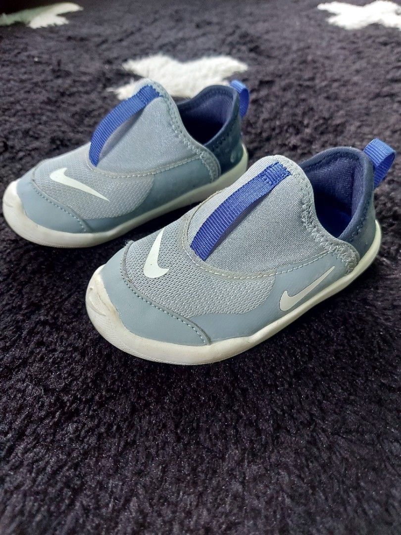 Nike kids lil swoosh Clearance
