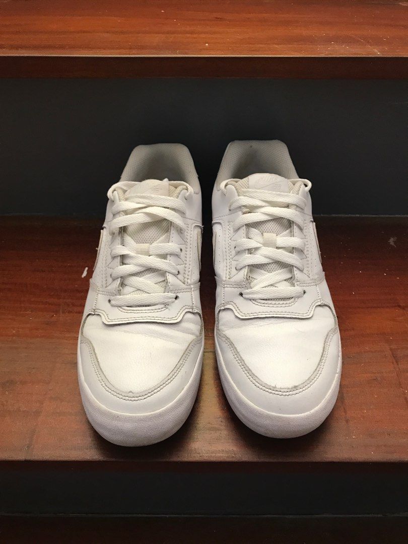 nike white sb
