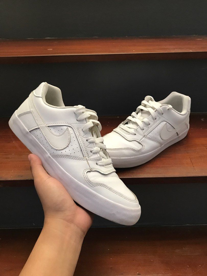 nike white sb