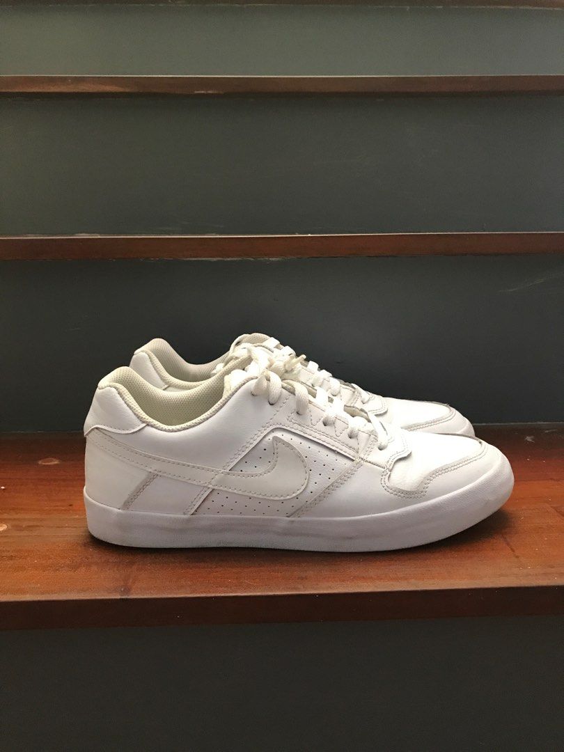 nike white sb