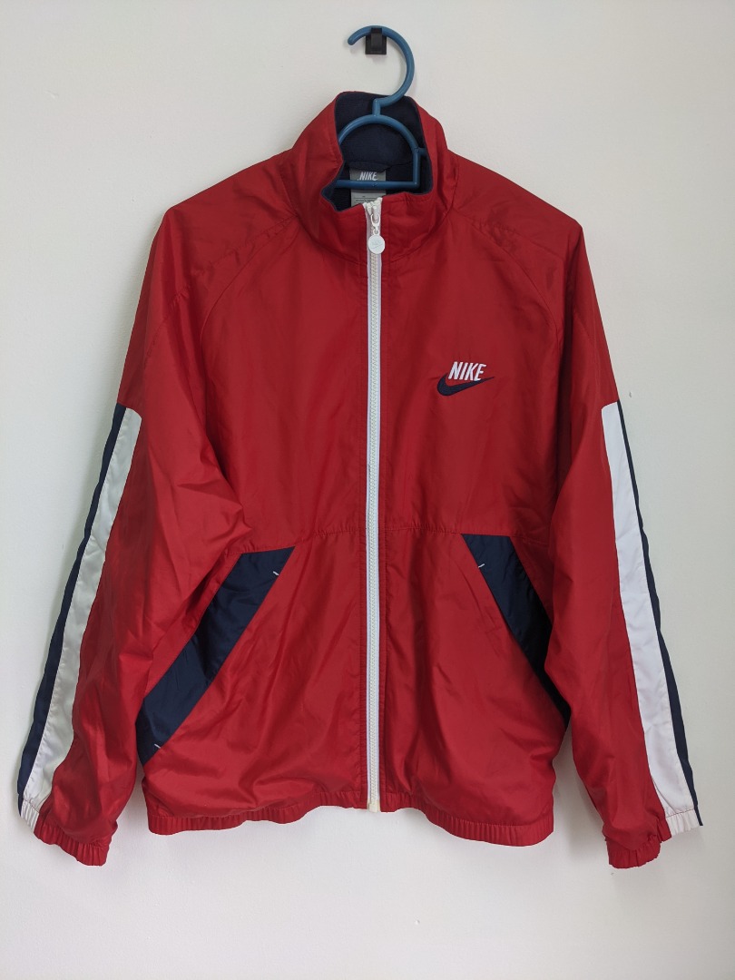 NIKE WINDBREAKER RED COLOURWAY, Men's Fashion, Coats, Jackets and