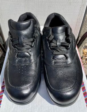 NWOT! Black lace up “p.w. Minor” Sz9 Mens shoes