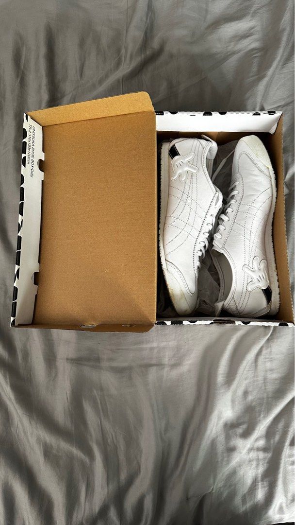 onitsuka tiger disney edition