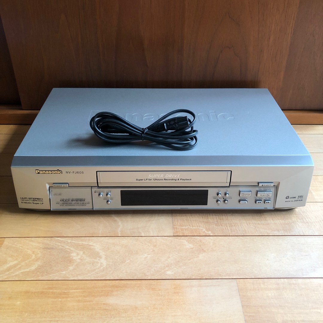 Panasonic NVFJ605 VCR VHS Tape Player, TV & Home Appliances, TV