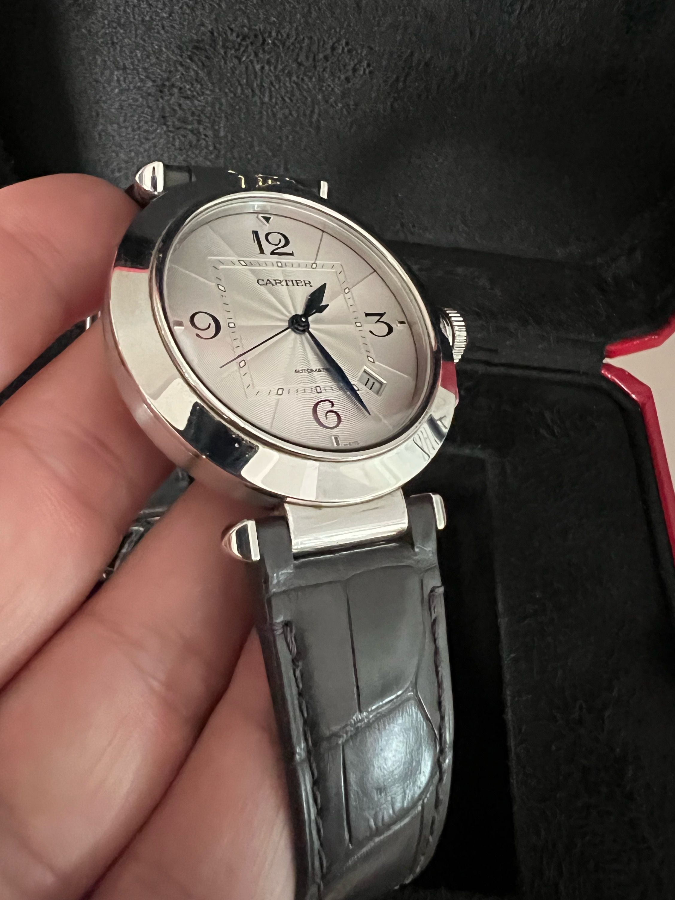 Cartier hotsell pasha bracelet