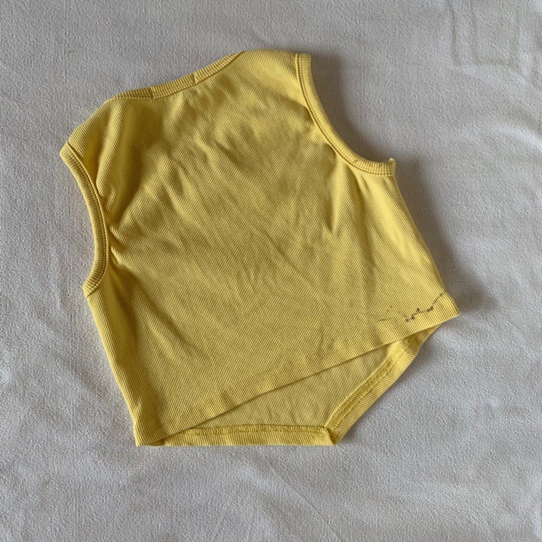 Pastel Yellow Croptop, Women's Fashion, Tops, Sleeveless on Carousell
