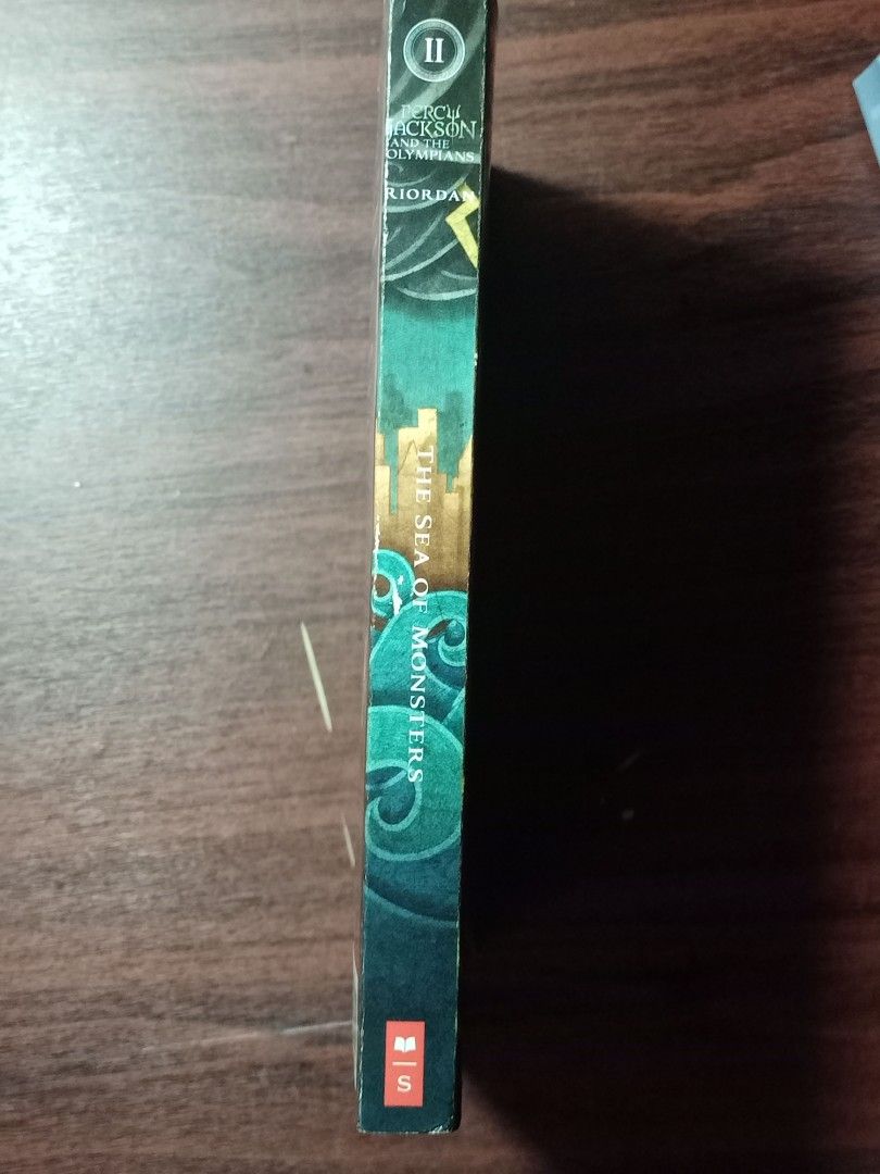 Percy Jackson Book 2 (The Sea Of Monsters), Hobbies & Toys, Books