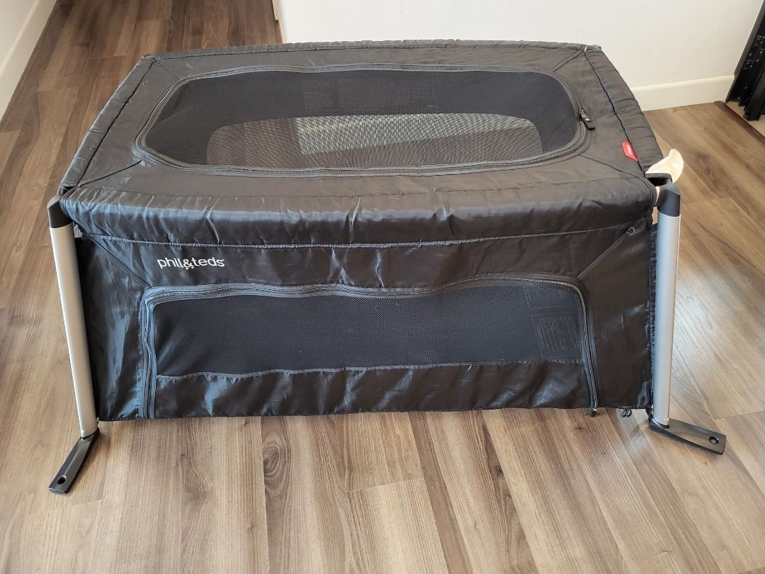 Phil and teds travel cot review deals