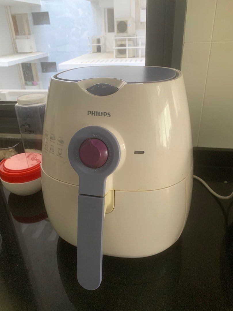 Philips Air Fryer hd9220, TV & Home Appliances, Kitchen Appliances, Fryers on Carousell