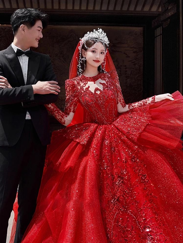 Red long shop gown for prom