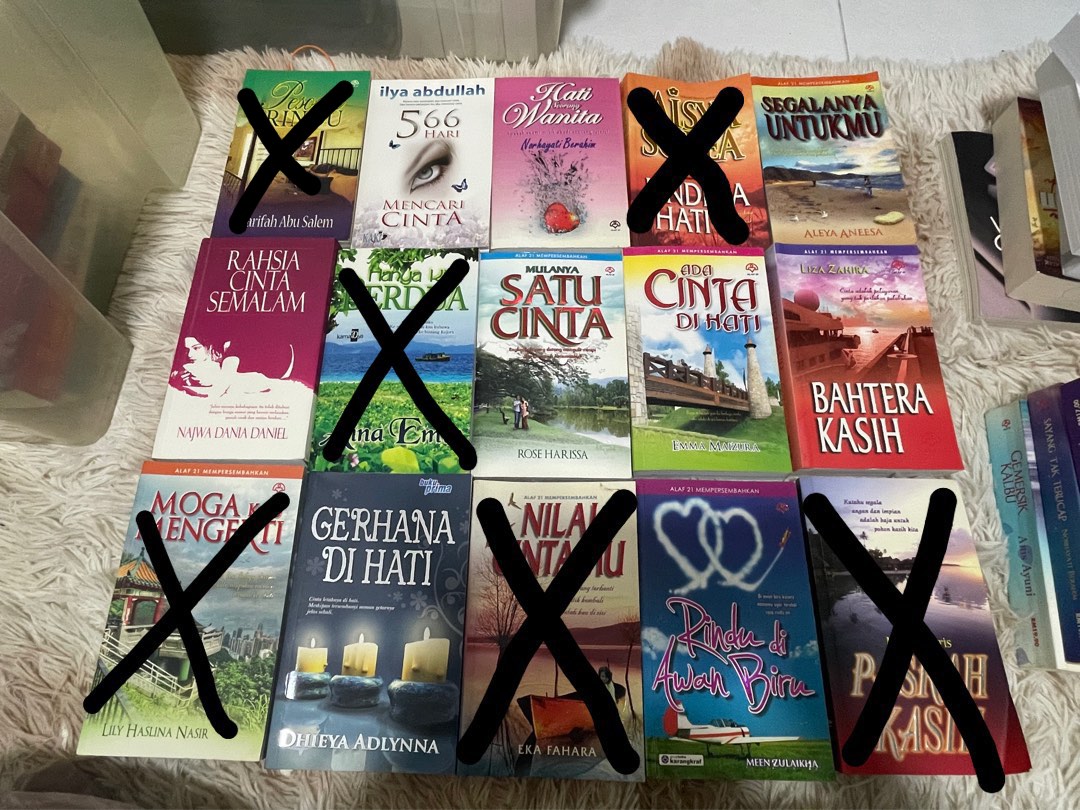 Preloved Malay Novels (2 Each), Hobbies & Toys, Books & Magazines