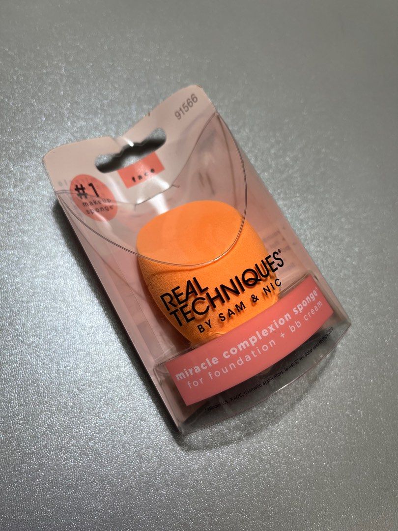 Real Techniques AUTHENTIC miracle complexion sponge (Category: Makeup) located in Rizal. Submitted by samviz (Listing ID 1236873925, Image 1). Description: Authentic Real Techniques Miracle Complexion Sponge Bought at Watsons Never opened, stored only.