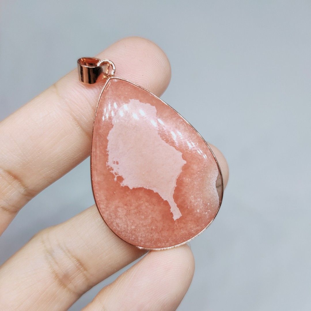 Rhodochrosite pendant shop