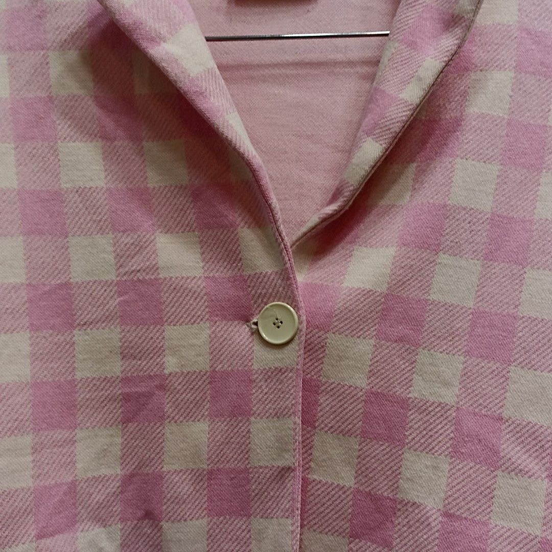 rinascimento plaid pink suit top italy luxury, Women's Fashion, Tops,  Others Tops on Carousell