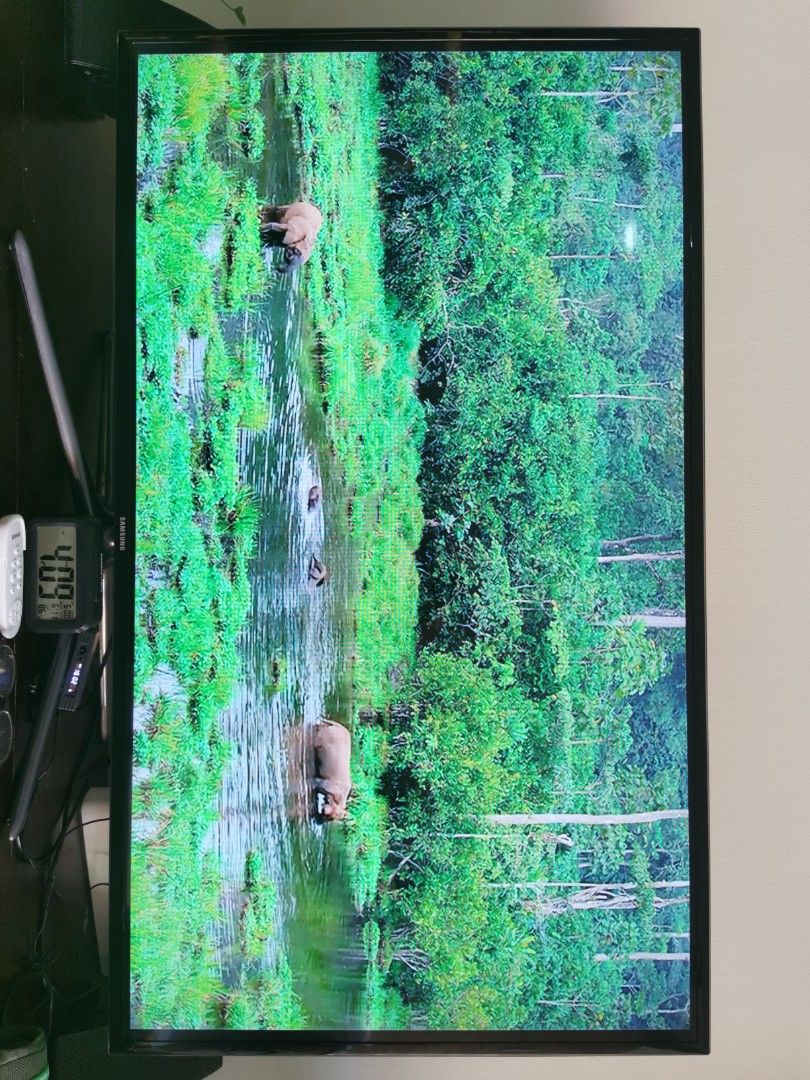 Samsung 55" tv, TV & Home Appliances, TV & Entertainment, TV on Carousell