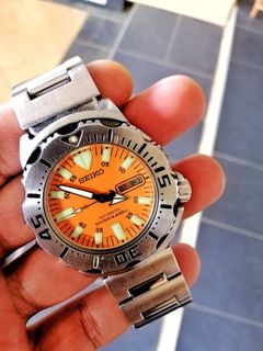 (Category: ) located in . Submitted by twfwatches (Listing ID 1236907800, Image 1). Description: .