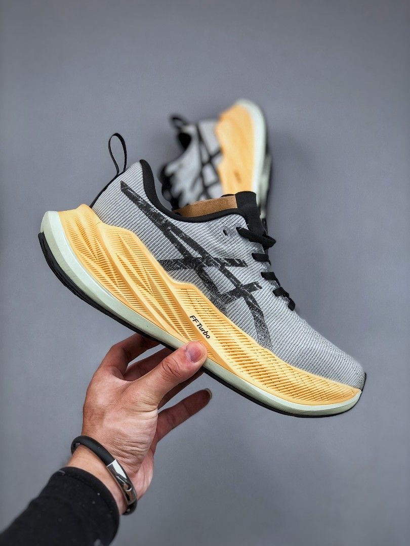 Sepatu asics running top original