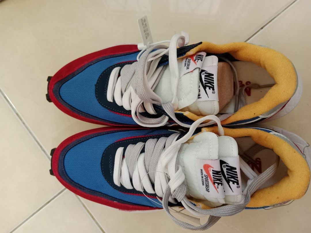SEPATU NIKE SIZE 42 Fesyen Pria Sepatu Sneakers di Carousell