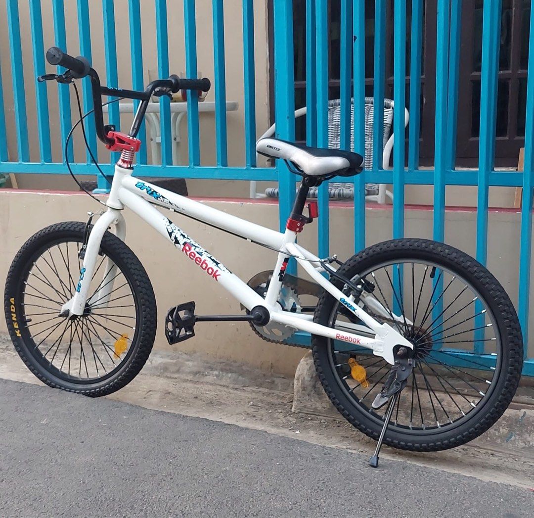 Sepeda cheap bmx reebok