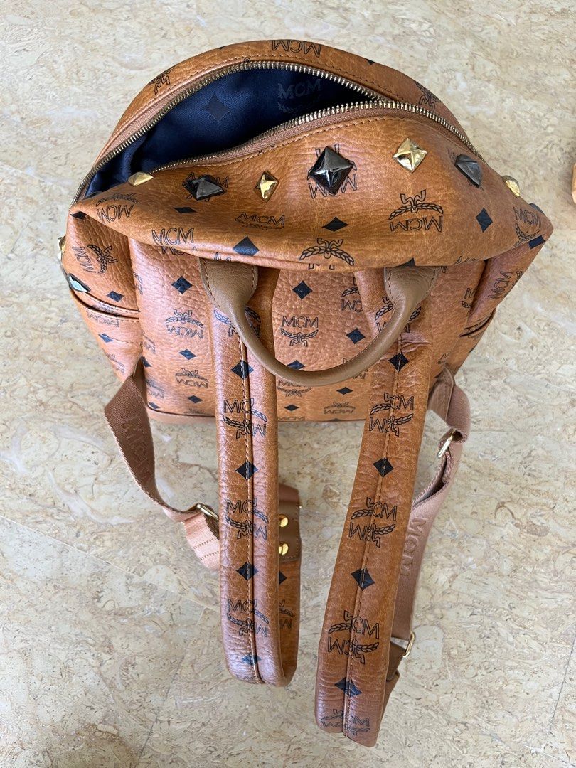 Mcm bag tan hot sale